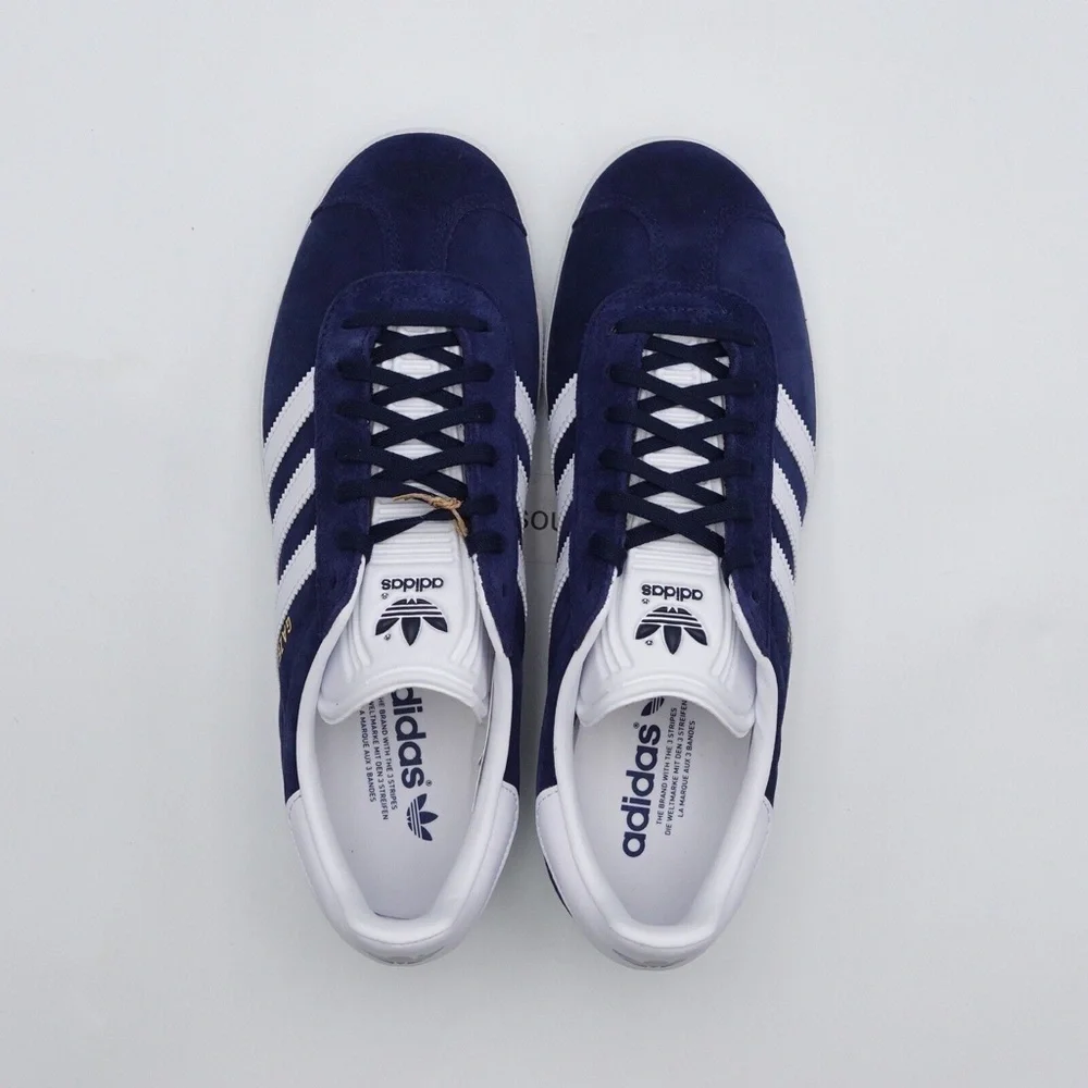 NEW adidas Originals Gazelle Sneakers BB5478 Collegiate Navy/White - Picture 5 of 8
